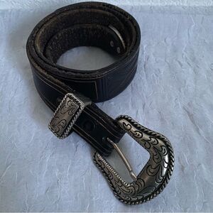 Macy's Leather Belt Vintage Brown Tooled Oiled Harness Leather Made in Italy 32"